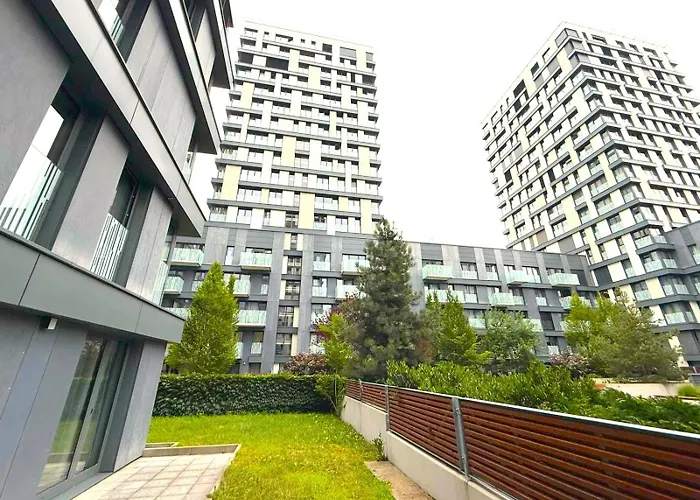 Garden Terrace *