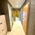Garden Terrace Apartment *